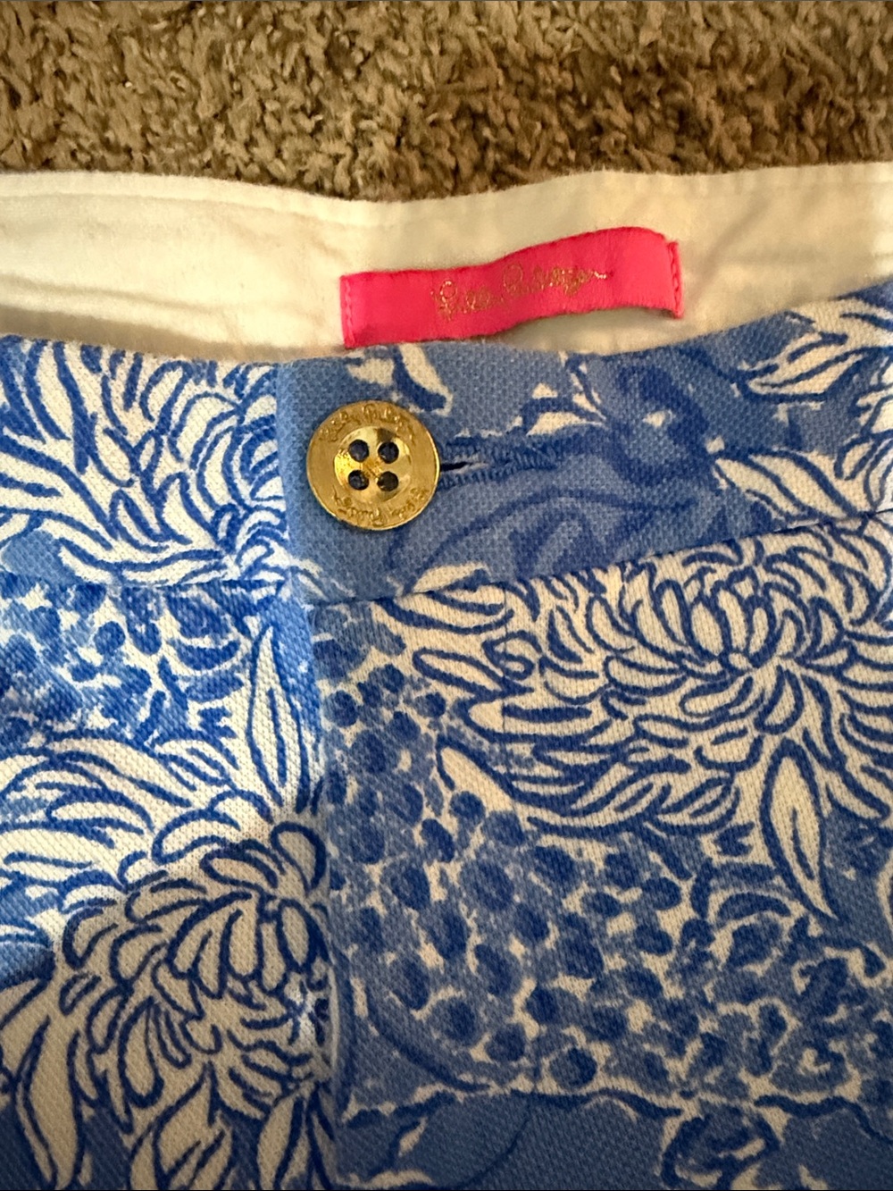 Lilly Pulitzer Blue and White Floral Button Shorts size 14 - Picture 2 of 4